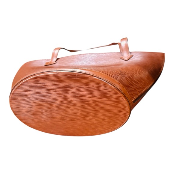 LOUIS VUITTON Epi Saint Jacques GM - Picture 9 of 13